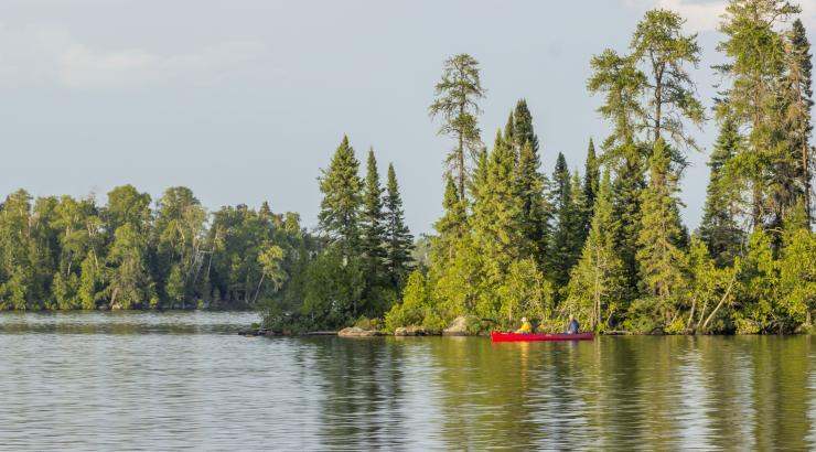 Canoers paddling past Alton Islands. Photo Credit: Samuel Wagner