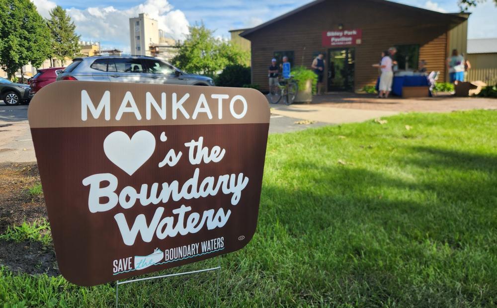 Mankato Event signage