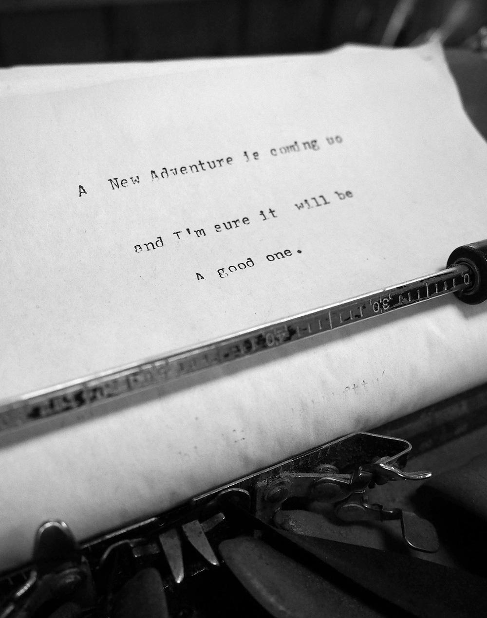 The final note that Sigurd left on his typwriter before he died in 1982. Photo credit: McGhiever, CC BY-SA 4.0 <https://creativecommons.org/licenses/by-sa/4.0>, via Wikimedia Commons