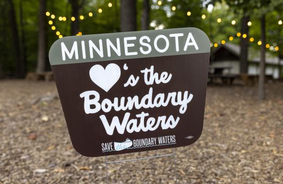 sign with "Minnesota hearts the Boundary Waters" 
