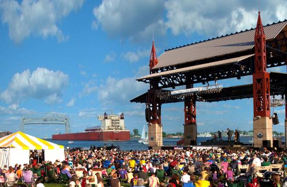 Image of crowd at Bayfront Park music stage